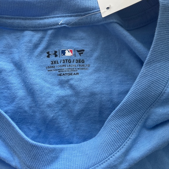 Under Armour Men Shirt - Picture 3 of 6